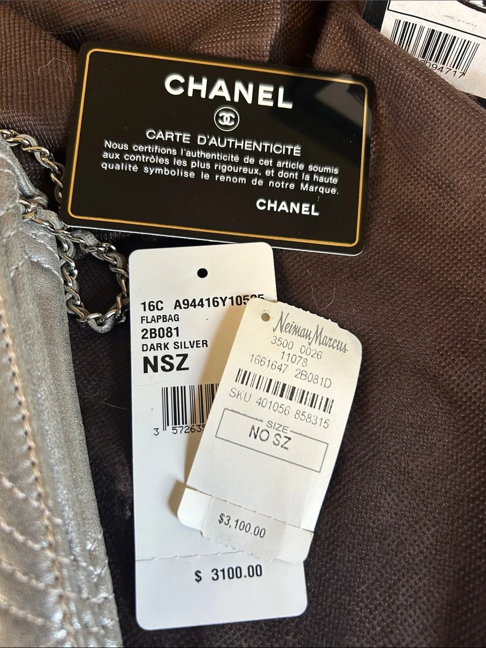 CHANEL Silver Quilted Leather Crossbody bag with Chain